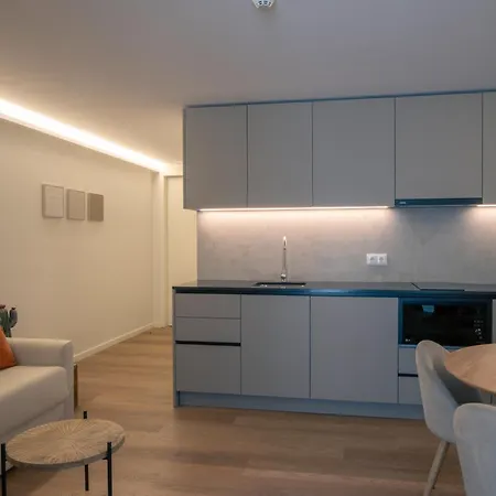 Luxury Wellness In The Heart Of With Private Sauna פורטו